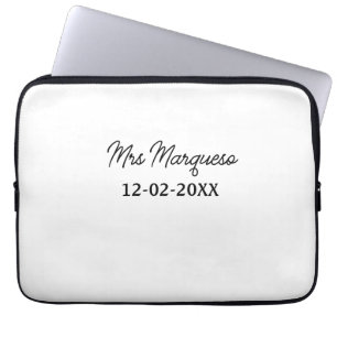 simple minimal monogram mrs Mr name date year Thro Laptop Sleeve