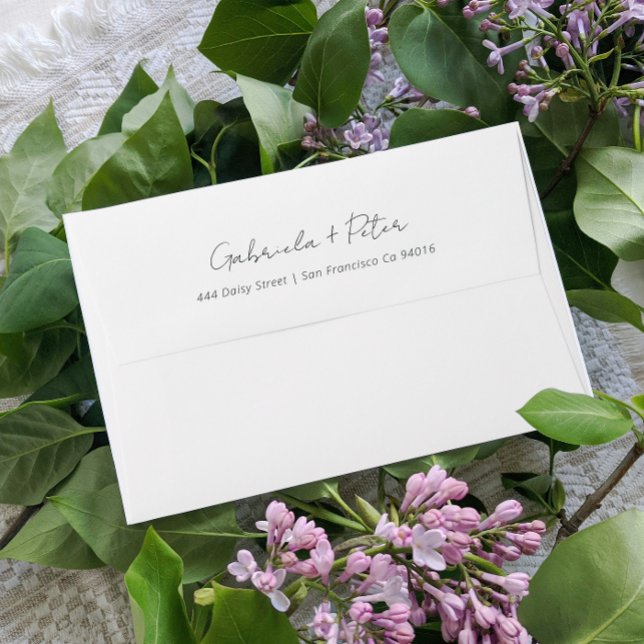 Simple Minimalist Black & White Modern Wedding Envelope (Creator Uploaded)