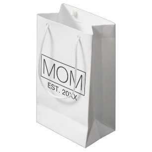 Simple Minimalist Mum Typography   Gift Bag