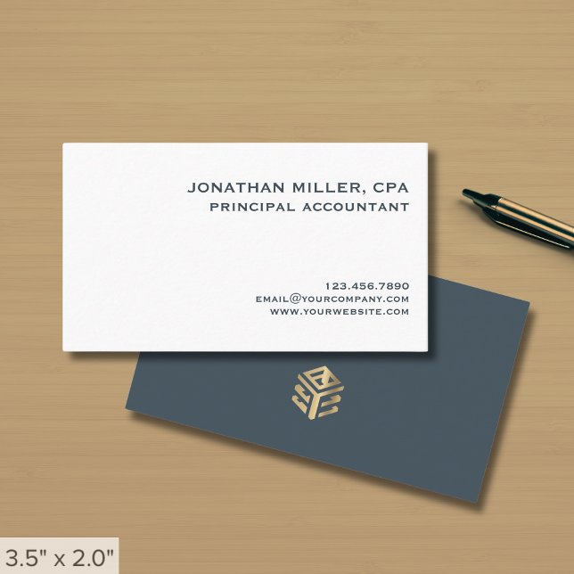 Simple Minimalist Professional Business Card (Creator Uploaded)