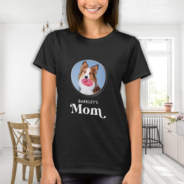 Simple Modern Pet Mum Custom Dog Photo T-Shirt (Creator Uploaded)