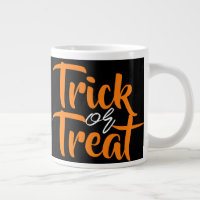 Simple Spooky Trick or Treat Halloween Family