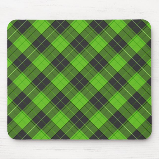 Simple tartan diagonal pattern in dark green mouse mat (Front)
