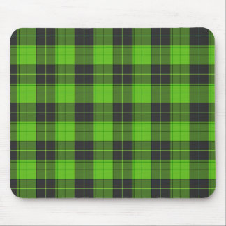Simple tartan pattern in dark green mouse mat
