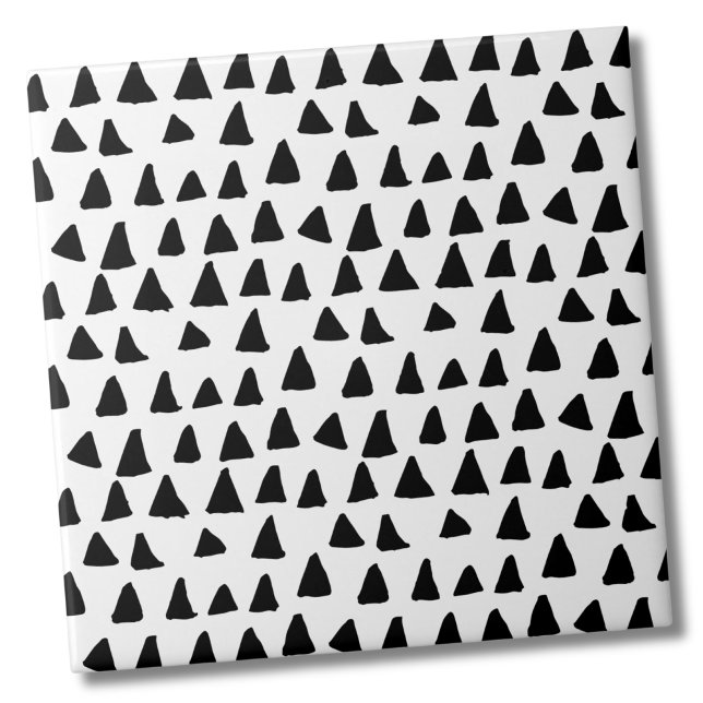 Simple Triangle Black White Pattern Tile (Simple Triangle Black White Pattern Ceramic Tile)
