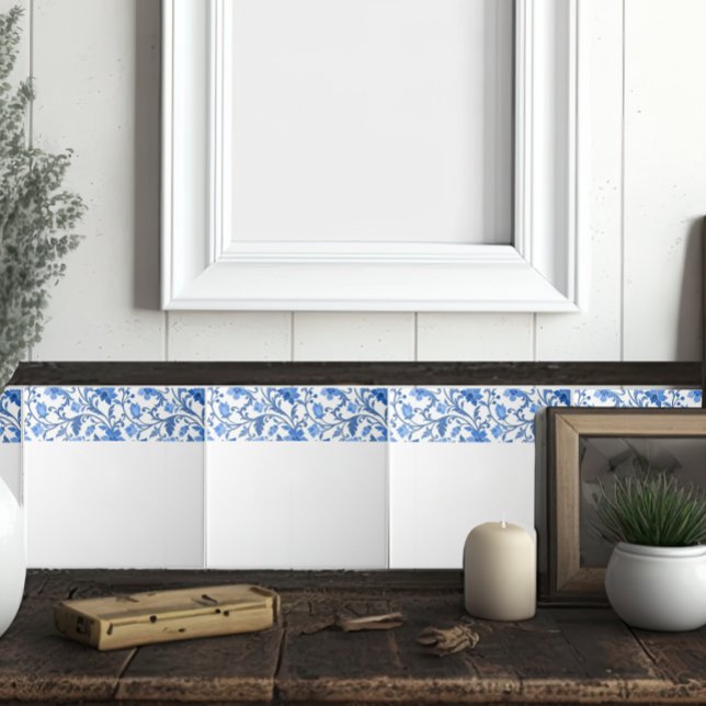 Simple White Blue Floral Border Edge Tile (Creator Uploaded)