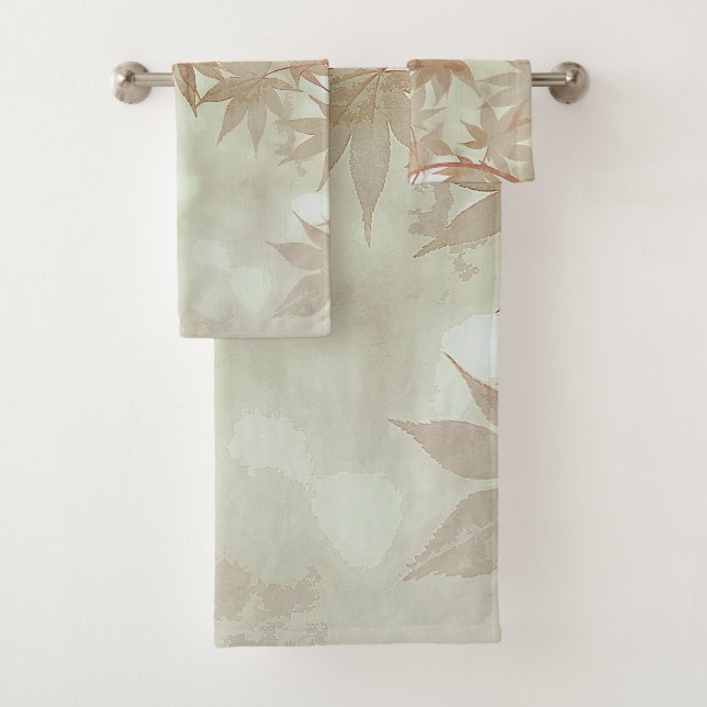 Simple White Leaves Watercolor Artwork | Bath Towel Set (Insitu)