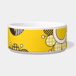 Simple Yellow Folk Floral Pattern