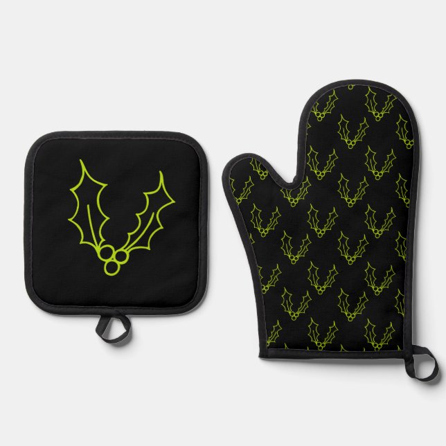 Simply Christmas Collection - Holly Oven Mitt & Pot Holder Set (Front)