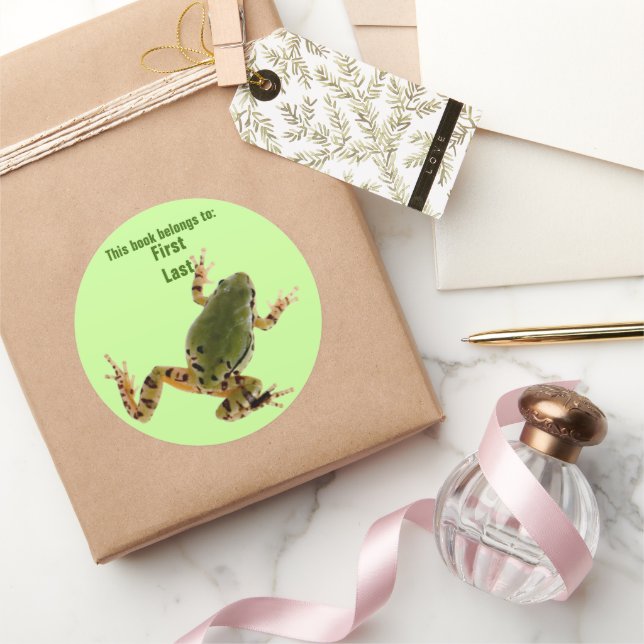 Single Green Climbing Frog Photograph Custom Classic Round Sticker (Gifting)
