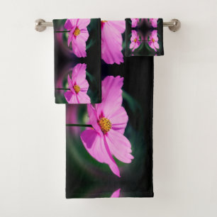 Single Pink Cosmos Flower Abstract Pattern Bath Towel Set