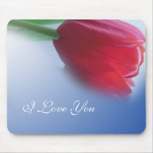Single red tulip flower mouse mat