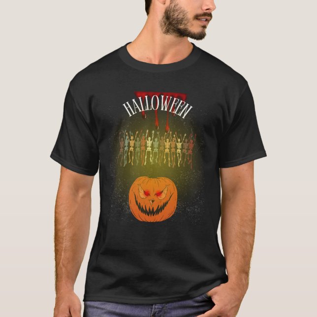 Sinister Smiling Pumpkin Halloween Design T-Shirt (Front)