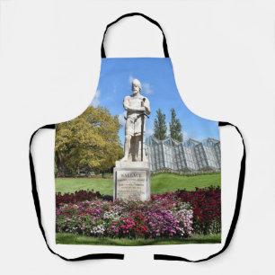 Sir William Wallace Statue Apron