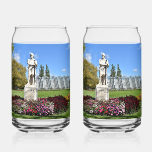 Sir William Wallace Statue Glass Set