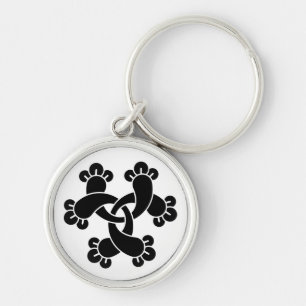Six interlocking cloves key ring