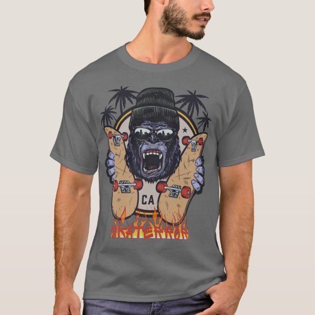 skatboard graffiti art T-Shirt (Front)