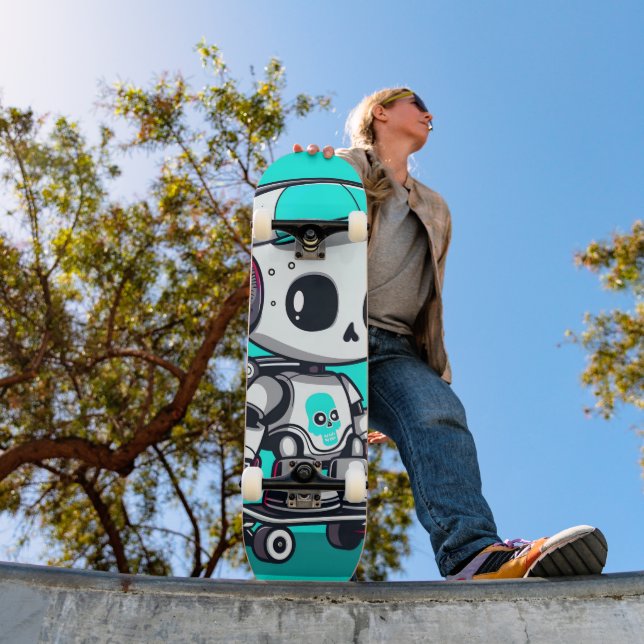 Skate SkullBot Skateboard (Outdoor 1)