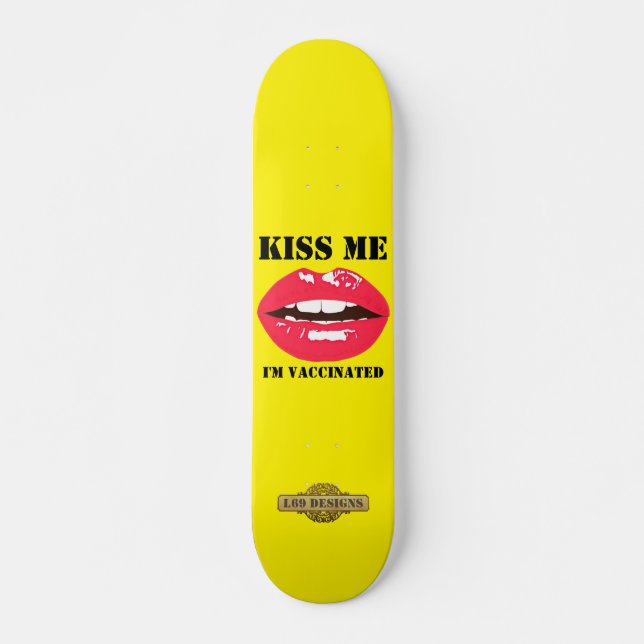 skateboard  "KISS ME" (Front)
