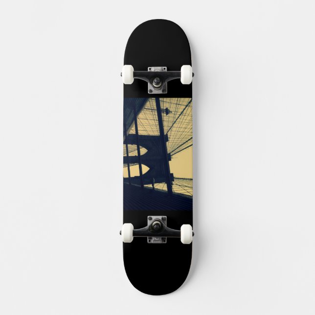 Skateboard-NYC's Famous Brooklyn Bridge Skate deck (Front)