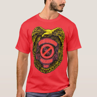 Skateboard police retro skateboard design T-Shirt