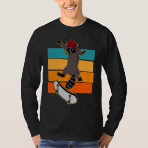 Skateboard raccoon stunts skate hall skater roller T-Shirt