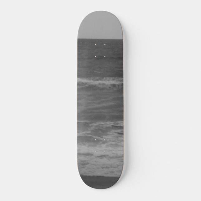 SKATEBOARD STYLE AND DESIGN (Front)