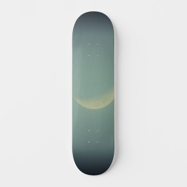 SKATEBOARD STYLE AND DESIGN (Front)