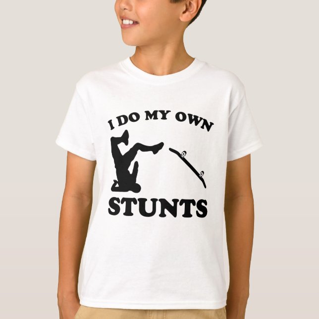 Skateboarder Stunts Fun Skateboard Gift T-Shirt (Front)
