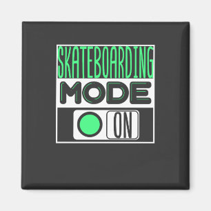 Skateboarding Magnet