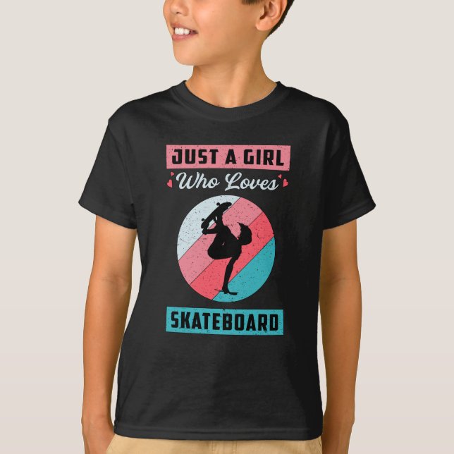 Skater Girl Girls Sk8 Skateboard Retro Gift Idea T-Shirt (Front)