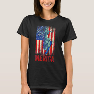 Skating Statue Of Liberty 4th Of July Boys Men Ame T-Shirt