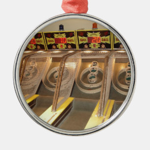 SKEE BALL! METAL TREE DECORATION