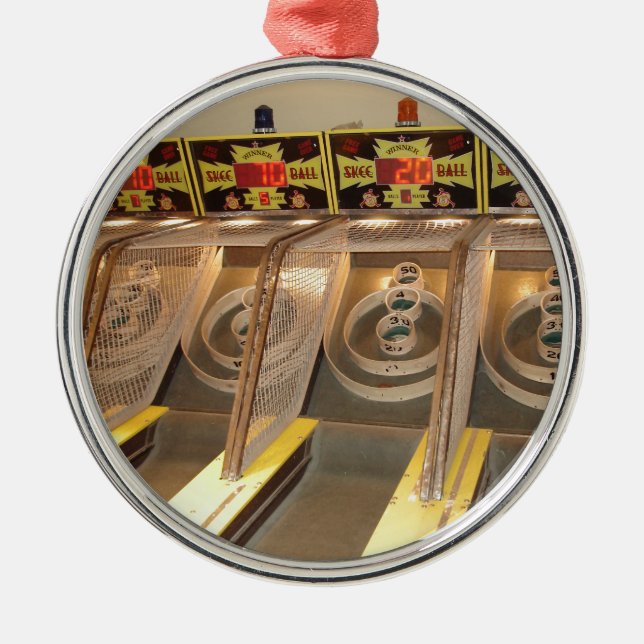 SKEE BALL! METAL TREE DECORATION (Front)