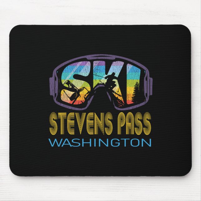 Ski Stevens P Washington Skiing Vacation  Mouse Mat (Front)