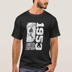 Skiers Skier Vintage born 1953 Birthday Skiing Ski T-Shirt