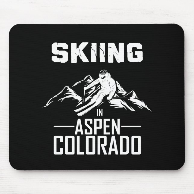 Skiing in Aspen Colorado  Mouse Mat (Front)