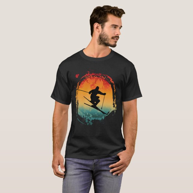 SKIING RETRO VINTAGE T-Shirt (Front Full)