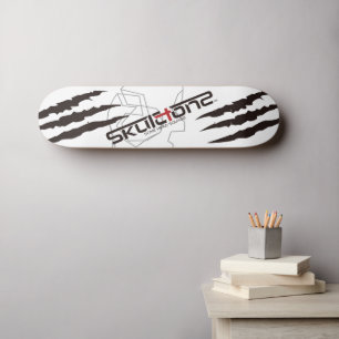 SKULETONS BHQ NO1 SKATEBOARD