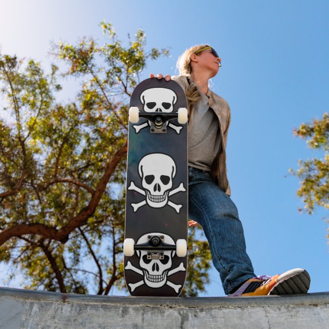 Skull and Crossbones Skateboard (Outdoor 1)