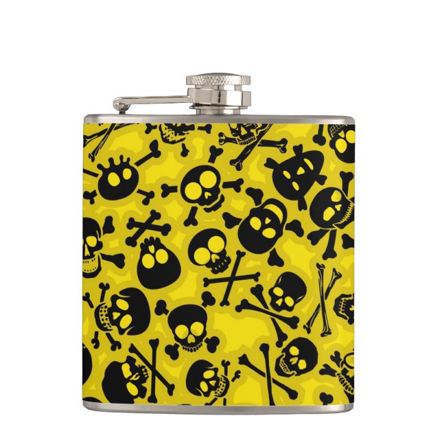 Skull & Crossbones Pattern Hip Flask (Front)