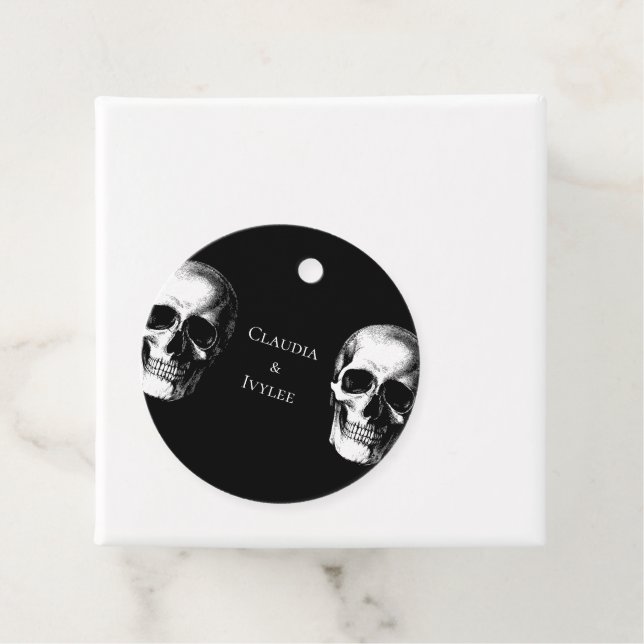 Skull Gothic Halloween Wedding Favour Tags (In Situ)