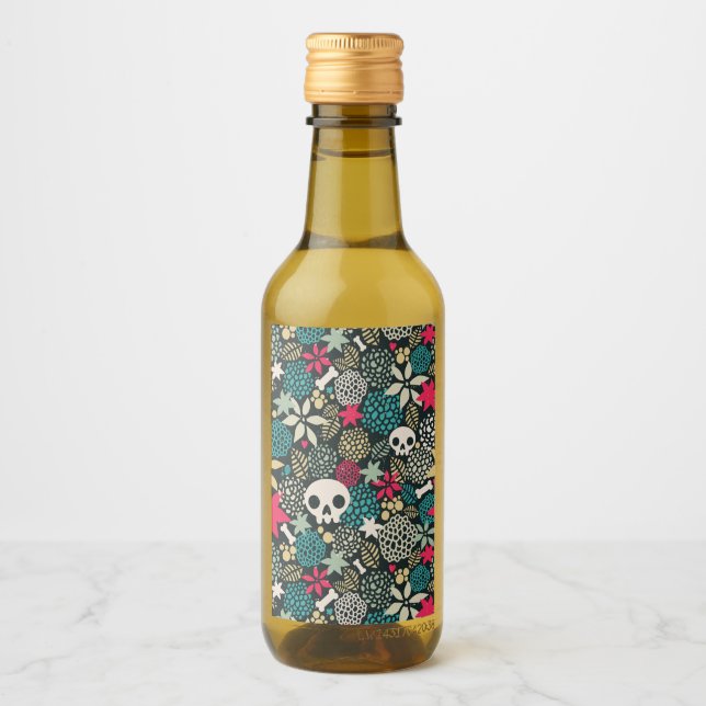 Skull in flowers wine label (Front)