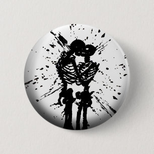 Skull Kiss button
