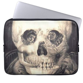 Skull Love, Optical Illusion 13" Laptop Sleeve