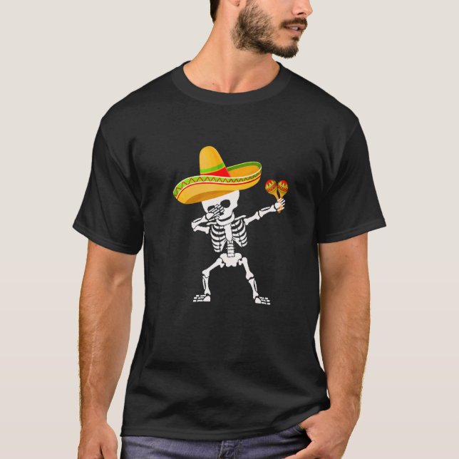 Skull Mexican Poncho Cinco De Mayo Dabbing Skeleto T-Shirt (Front)