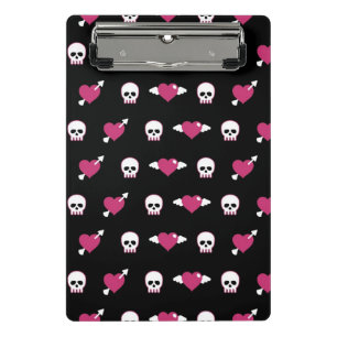 Skulls and hearts mini clipboard