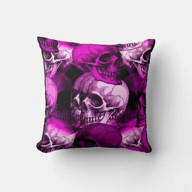 skulls cushion (Front)