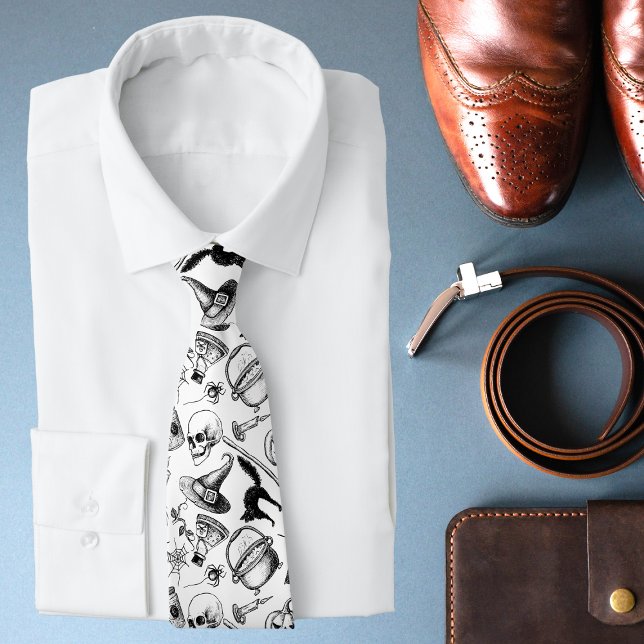 Skulls Pumpkins Broomsticks Bats Halloween Tie (Creator Uploaded)