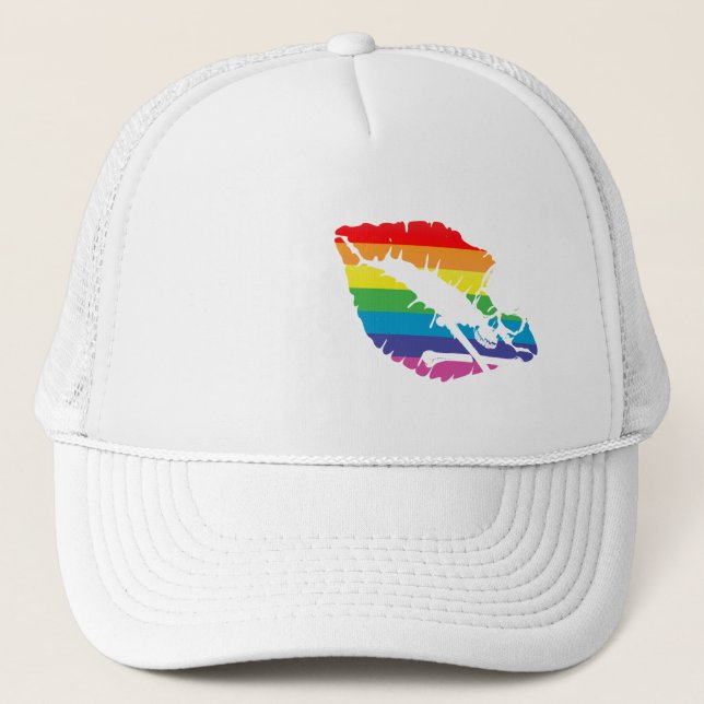 skullz and lips. trucker hat (Front)